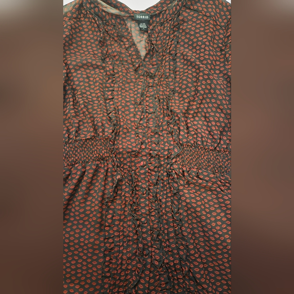 Torrid Burgundy & Black Printed Ruffle Blouse - Picture 3 of 4